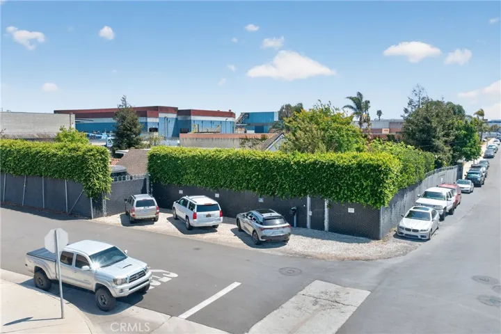 17066 Palmdale, Huntington Beach, California 92647