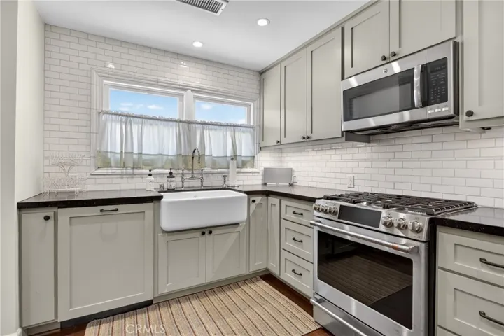 17066 Palmdale, Huntington Beach, California 92647