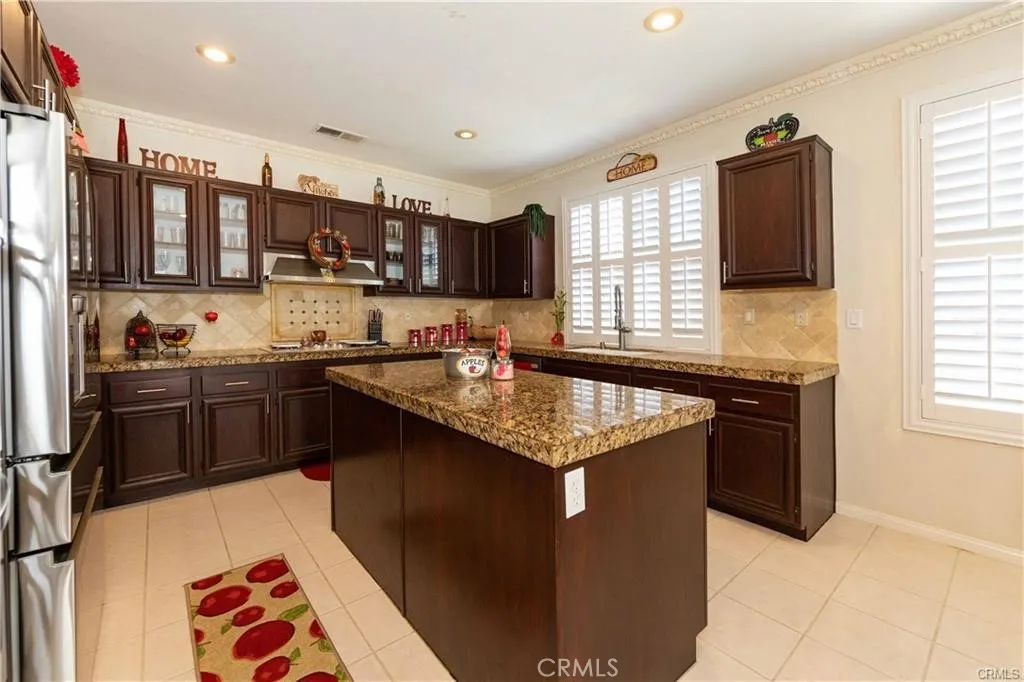 45568 Via Puebla, Temecula, California 92592 — photo 5