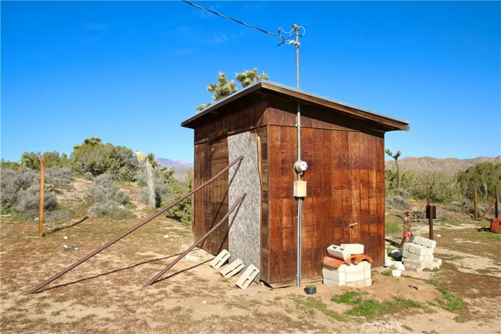 Well shed