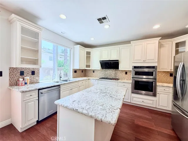 26 Galena, Irvine, California 92602