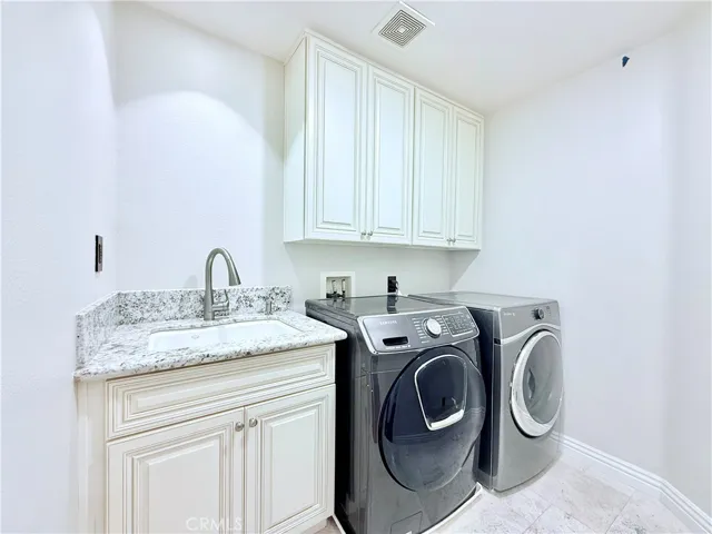 26 Galena, Irvine, California 92602