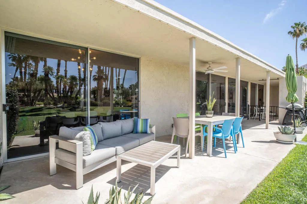 Extended covered patio w/fan