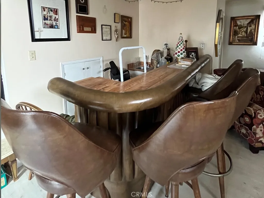 Den Bar