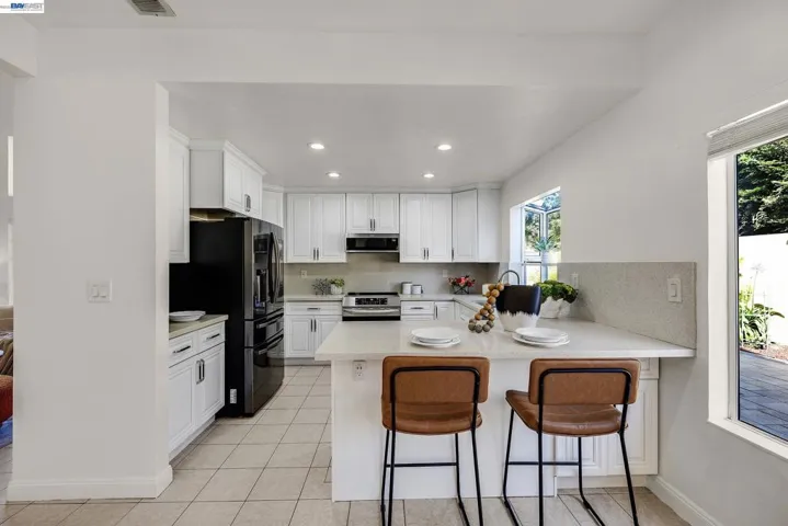 4290 Tiburon Dr, Fremont, California 94555
