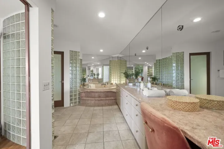Primary Dual Bath #2