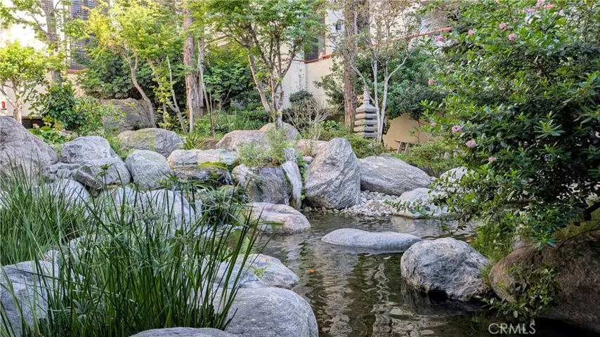 Ground floor water feature in center courtyard