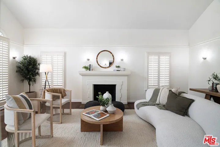 5761 W Olympic Boulevard, Los Angeles, California 90036