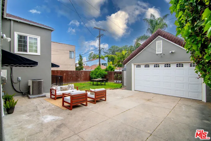 5761 W Olympic Boulevard, Los Angeles, California 90036