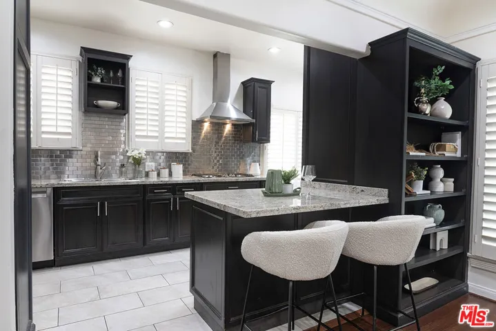 5761 W Olympic Boulevard, Los Angeles, California 90036