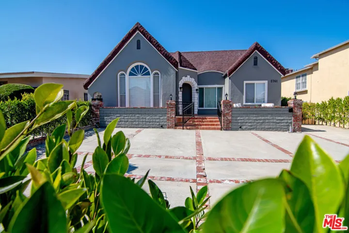 5761 W Olympic Boulevard, Los Angeles, California 90036
