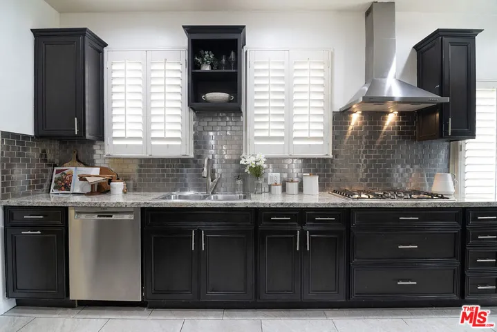 5761 W Olympic Boulevard, Los Angeles, California 90036