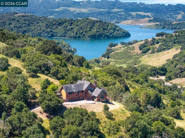 224 Bear Oaks Lane, Martinez, California 94553