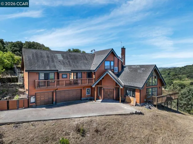 224 Bear Oaks Lane, Martinez, California 94553