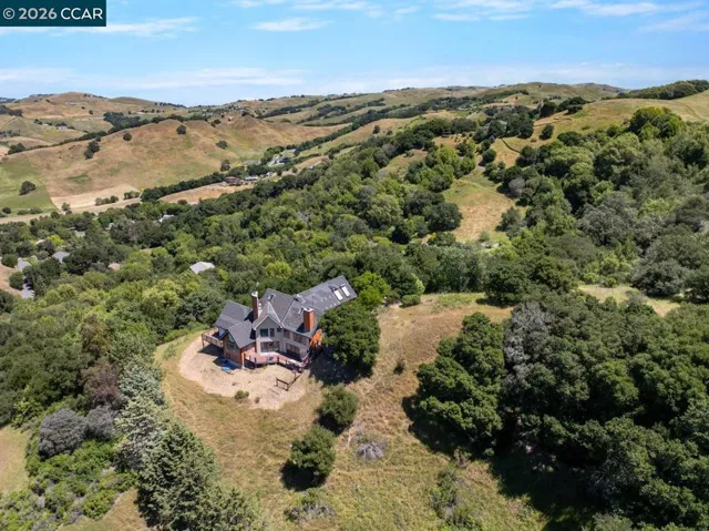 224 Bear Oaks Lane, Martinez, California 94553