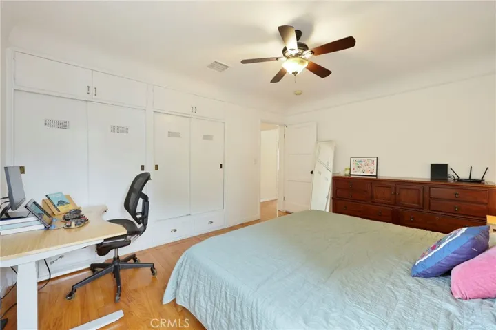930 N Avenue 63, Los Angeles, California 90042