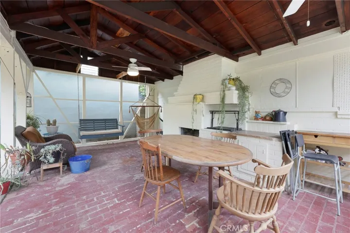 930 N Avenue 63, Los Angeles, California 90042