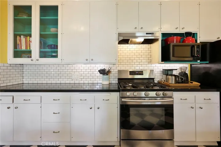930 N Avenue 63, Los Angeles, California 90042