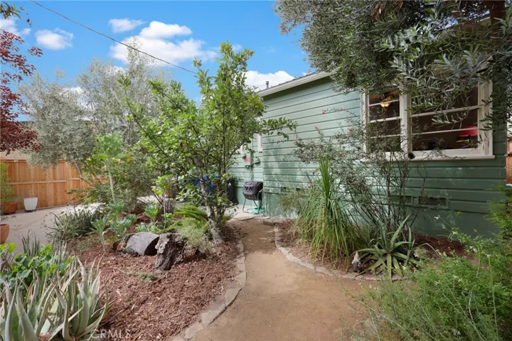 930 N Avenue 63, Los Angeles, California 90042