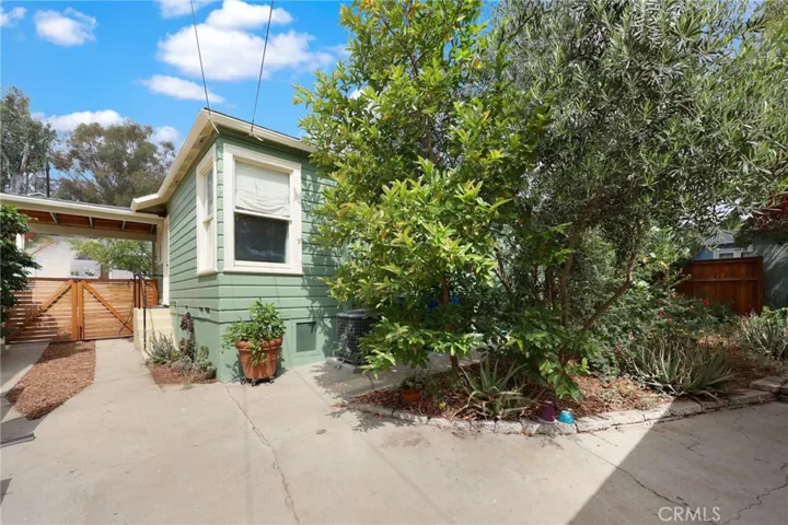 930 N Avenue 63, Los Angeles, California 90042