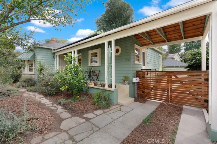 930 N Avenue 63, Los Angeles, California 90042