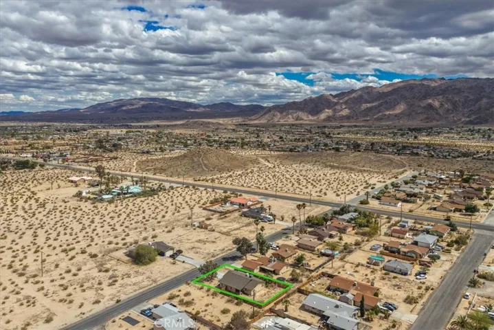 5626 Morongo, 29 Palms, California 92277