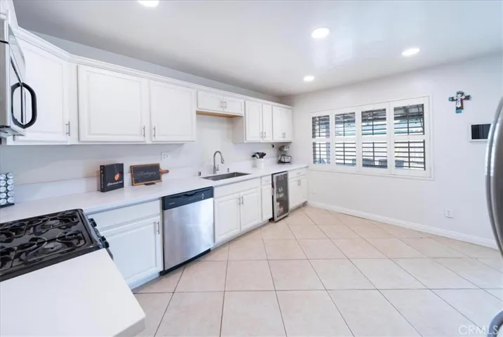 1354 S Maple, Escondido, California 92025