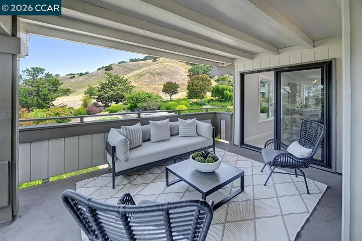 3424 Rossmoor Py 3, Walnut Creek, California 94595