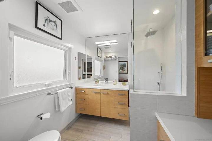 Primary Bath/Spa