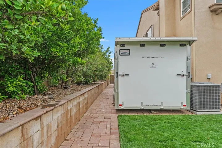 RV parking side yard