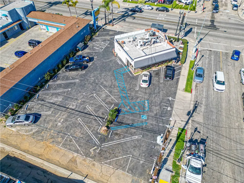201 W W Whittier, Montebello, California 90640 — photo 4