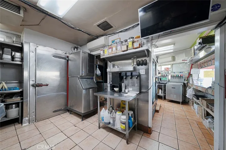 201 W W Whittier, Montebello, California 90640