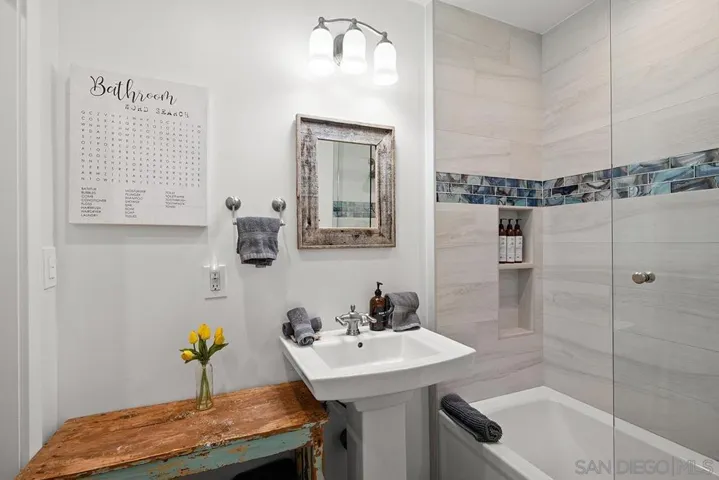 732 Deal Court #a, San Diego, California 92109
