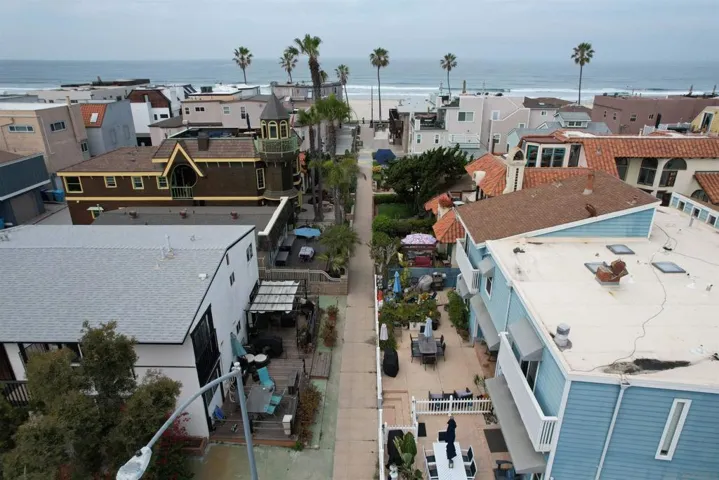 732 Deal Court #a, San Diego, California 92109