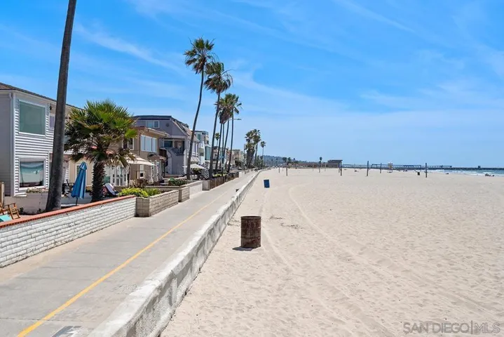 732 Deal Court #a, San Diego, California 92109