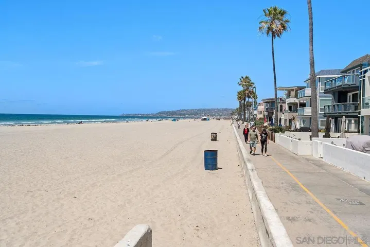 732 Deal Court #a, San Diego, California 92109