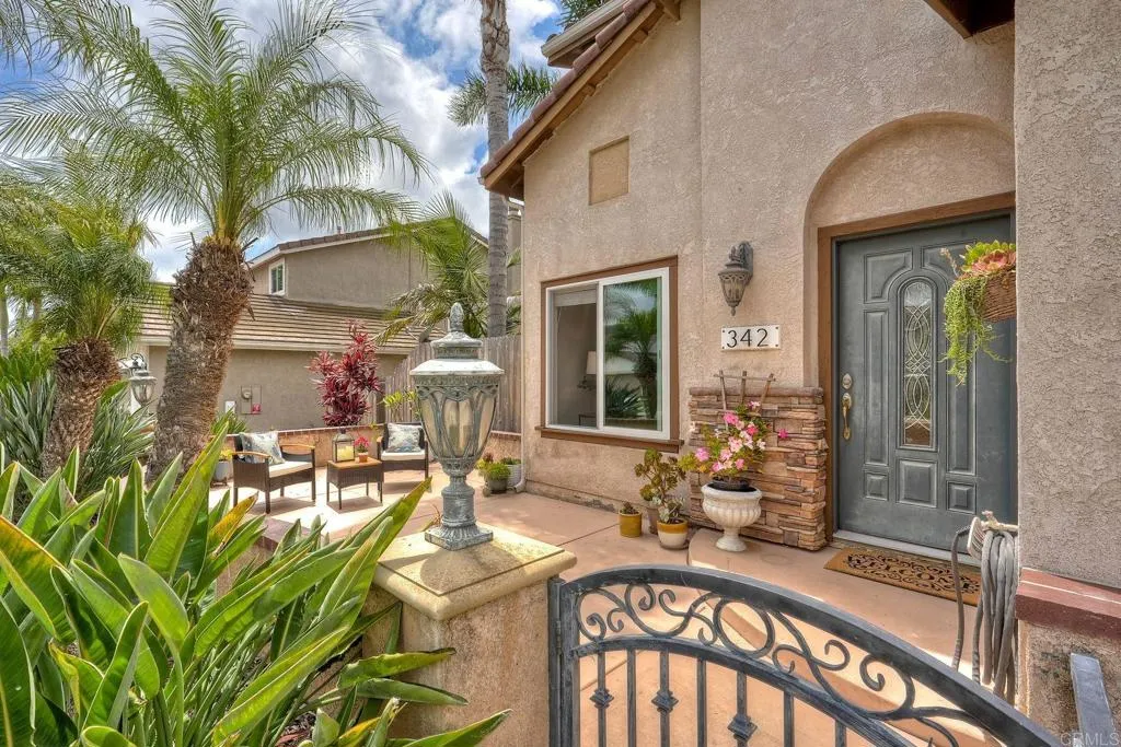 Private front patio