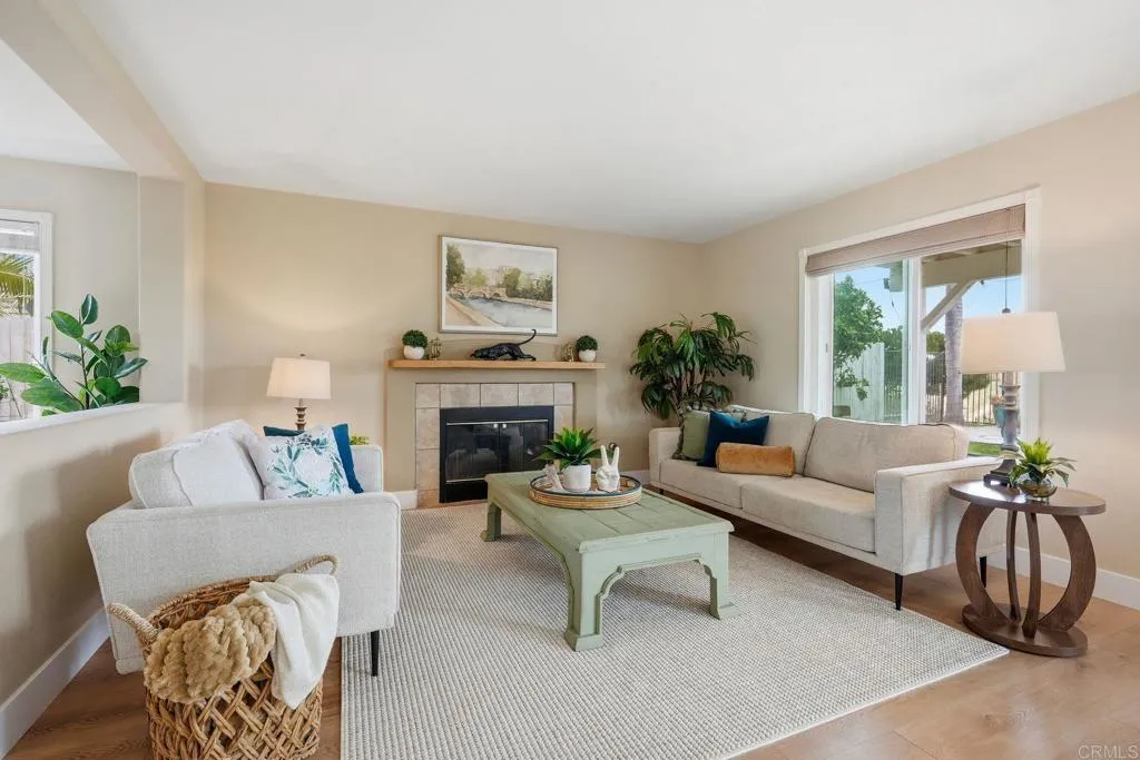 Great Room with Fireplace