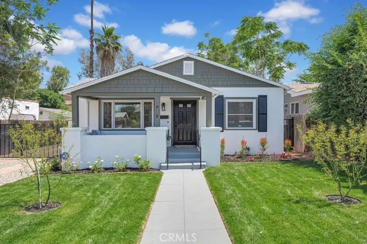 527 University Place, Redlands, California 92374