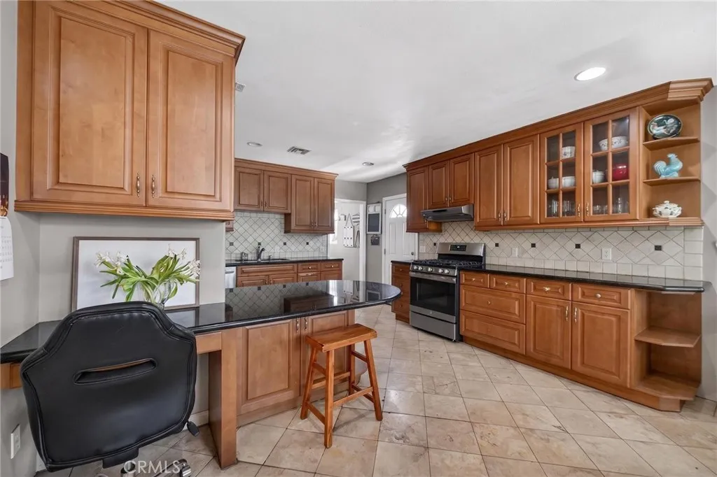 Kitchen 2
