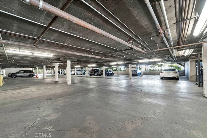 5535 Canoga, Woodland Hills, California 91367