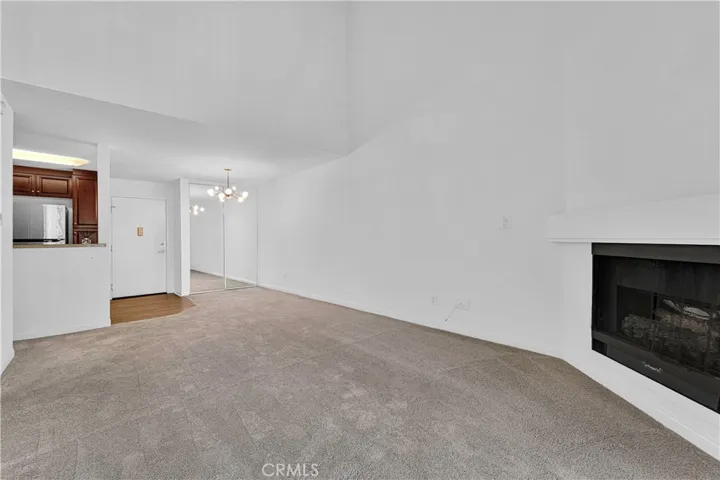 5535 Canoga, Woodland Hills, California 91367