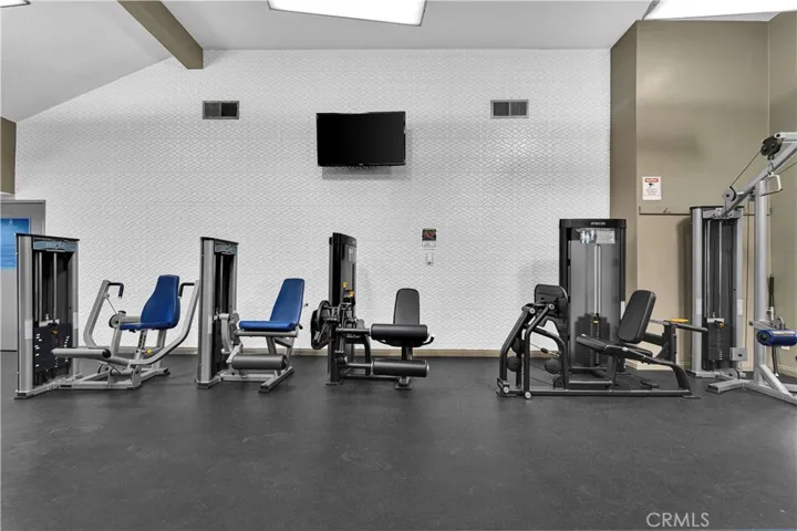 5535 Canoga, Woodland Hills, California 91367