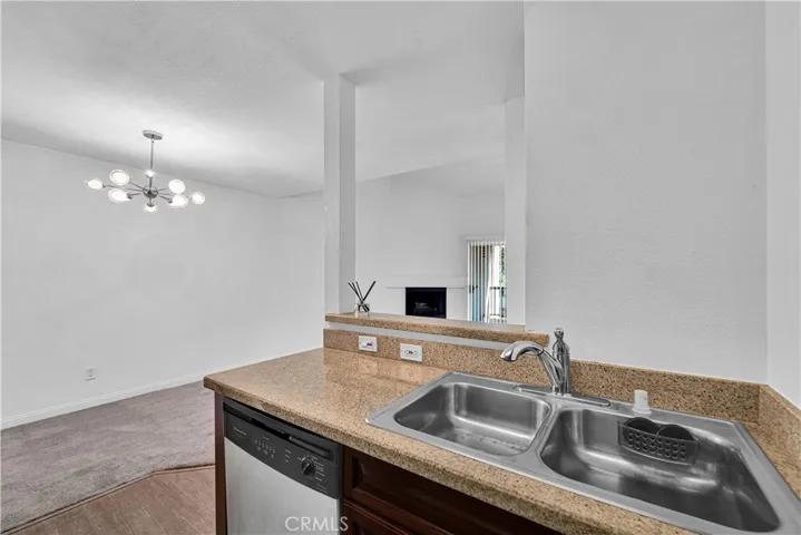 5535 Canoga, Woodland Hills, California 91367