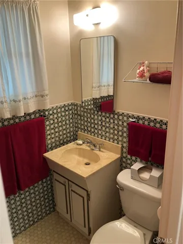 3/4 bath 2