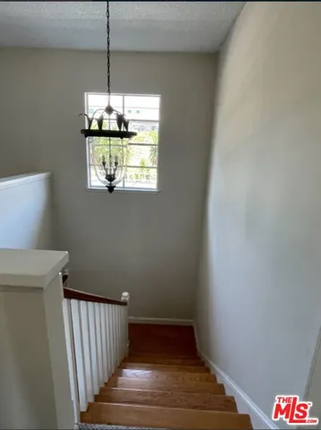 5238 Los Encantos Way, Los Angeles, California 90027