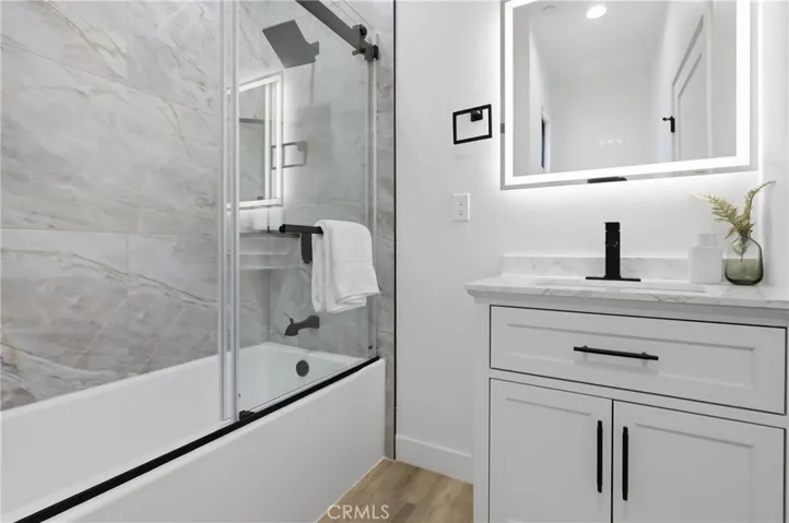 SFR 3RD BATHROOM