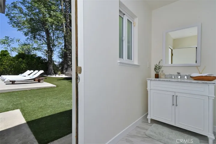 5714 Wilhelmina, Woodland Hills, California 91367