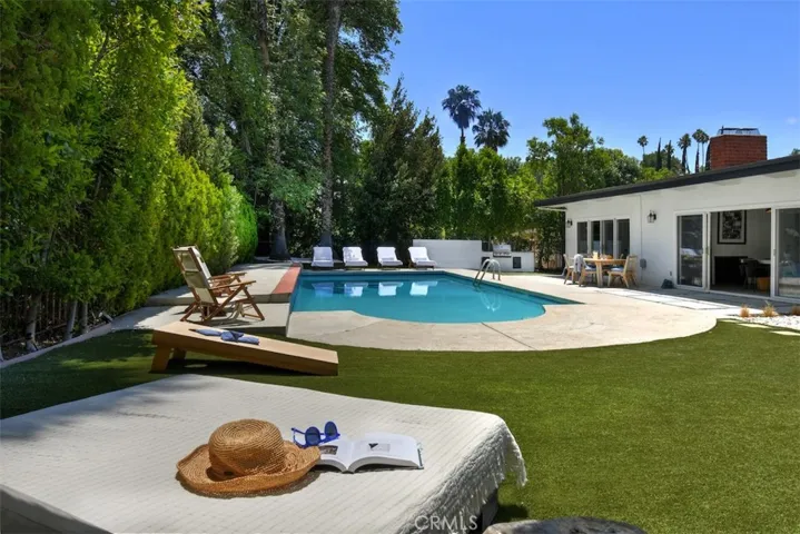 5714 Wilhelmina, Woodland Hills, California 91367