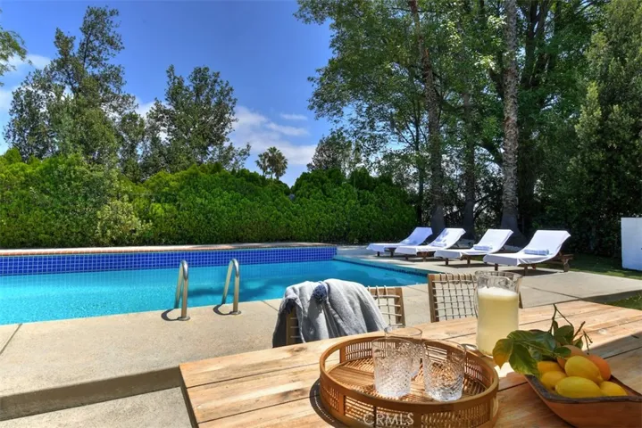 5714 Wilhelmina, Woodland Hills, California 91367